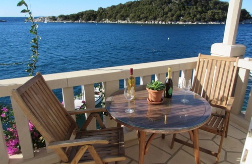 Zaklopatica Apartment | Studio flat near beach Zaklopatica (Lastovo) (AS-8346-a)