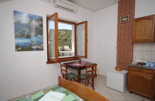 Zaklopatica Apartment | Studio flat near beach Zaklopatica (Lastovo) (AS-8346-b)
