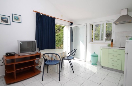 Pasadur Apartment | Studio flat near beach Pasadur (Lastovo) (AS-8386-a)