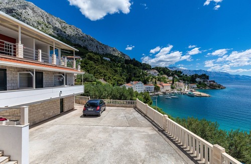 Mimice Apartment | Studio flat near beach Mimice, Omiš (AS-18149-c)
