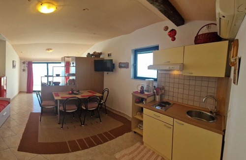 Susica Apartment | Studio flat near beach Murter (AS-22397-d)