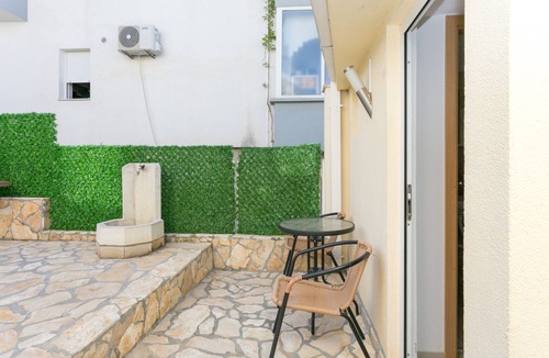 Mastrinka Apartment | Studio flat near beach Mastrinka, Čiovo (AS-22956-a)