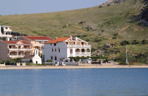 Metajna Apartment | Studio flat near beach Metajna, Pag (AS-6497-d)