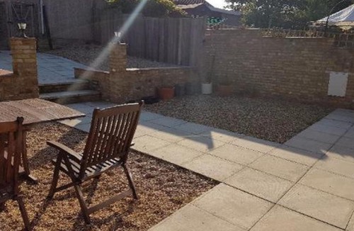 Hatfield Apartment | Studio Flat Near Hatfield Station