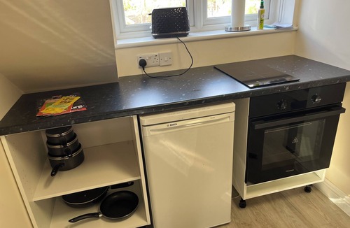 Bramcote Apartment | Studio flat near university