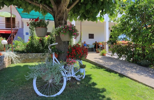 Blato Apartment | Studio flat with terrace Živogošće - Blato, Makarska (AS-1057-b)