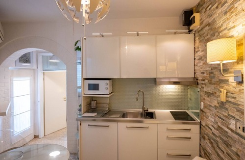 Lovran Apartment | Studio flat with a swimming pool Lovran, Opatija (AS-14178-b)