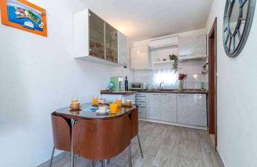 Businci Apartment | Studio flat with air-conditioning Žedno, Čiovo (AS-24516-a)