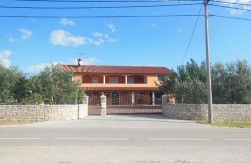 Kastel Apartment | Studio flat with air-conditioning Kaštel (Central Istria - Središnja Istra) (AS-25684-a)