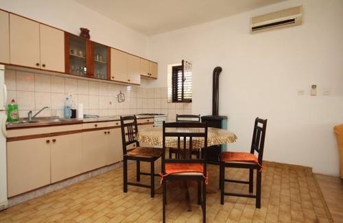 Nevidane Apartment | Studio flat with balcony and sea view Neviđane, Pašman (AS-8401-a)