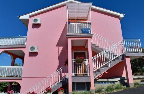 Njivice Apartment | Studio flat with balcony and sea view Njivice, Krk (AS-15904-a)