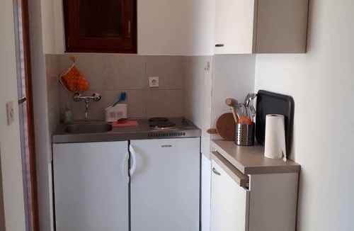 Zdrelac Apartment | Studio flat with balcony Ždrelac, Pašman (AS-697-b)
