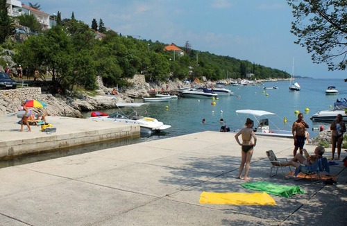 Klanfari Apartment | Studio flat with balcony Dramalj, Crikvenica (AS-5519-b)