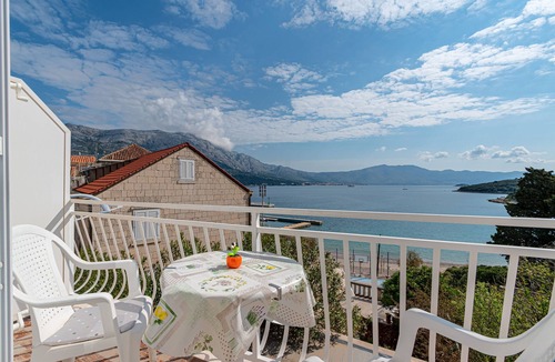 Cove Tri Zala (Zrnovo) Apartment | Studio flat with balcony and sea view Korčula (AS-10051-a)