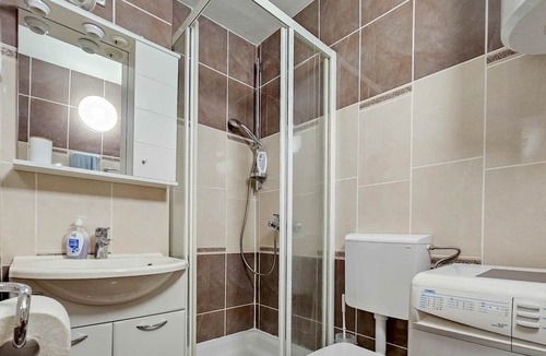 Mareda Apartment | Studio flat with balcony Mareda, Novigrad (AS-21642-a)
