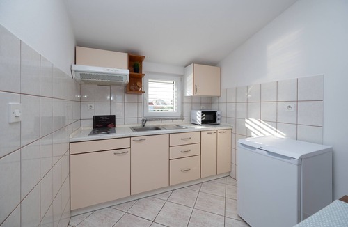 Sukosan Apartment | Studio flat with balcony and sea view Sukošan, Zadar (AS-6131-c)