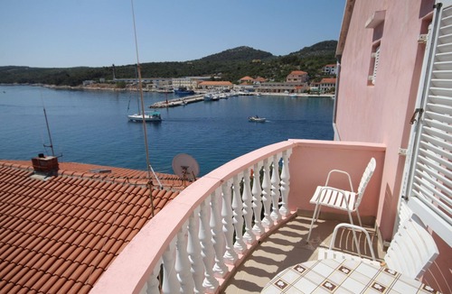 Island Dugi Otok Apartment | Studio flat with balcony and sea view Sali, Dugi otok (AS-443-c)