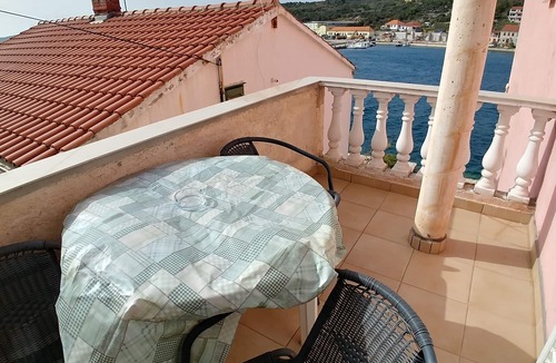 Island Dugi Otok Apartment | Studio flat with balcony and sea view Sali, Dugi otok (AS-443-b)