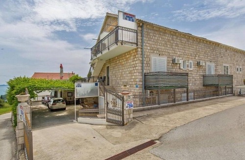 Brasina Apartment | Studio flat with balcony and sea view Mlini, Dubrovnik (AS-23441-c)
