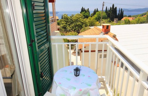 Trsteno Apartment | Studio flat with balcony and sea view Trsteno, Dubrovnik (AS-9107-d)