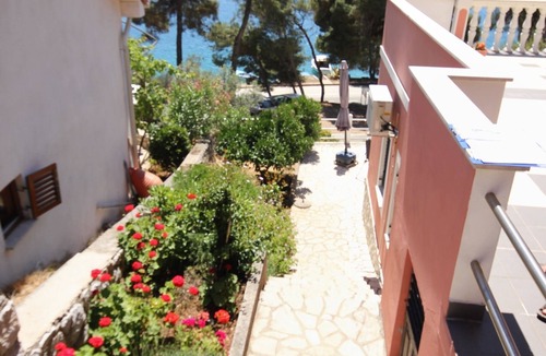 Cove Murtar Apartment | Studio flat with terrace and sea view Mali Lošinj, Lošinj (AS-2489-a)