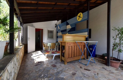 Vantacici Apartment | Studio flat with terrace Vantačići, Krk (AS-20416-a)