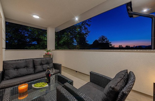 Grabovac Apartment | Studio flat with terrace Grabovac, Plitvice (AS-21931-a)