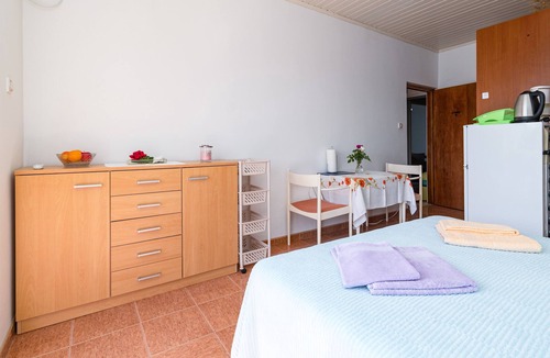 Skrbcici Apartment | Studio flat with terrace Skrbcici, Krk (AS-21231-a)