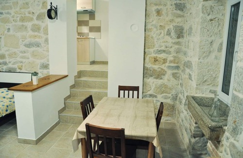 Veli Rat Apartment | Studio flat with terrace Veli Rat, Dugi otok (AS-15006-a)