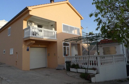 Grebastica Apartment | Studio flat with terrace and sea view Grebaštica, Šibenik (AS-13978-a)