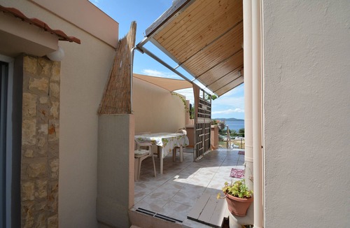 Kozino Apartment | Studio flat with terrace and sea view Kožino, Zadar (AS-5893-a)