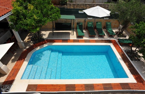Sutivan Apartment | Studio flat with terrace Sutivan, Brač (AS-16846-b)
