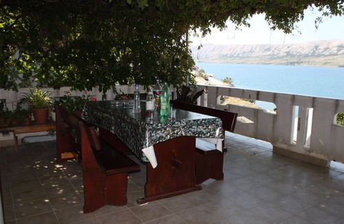 Zubovici Apartment | Studio flat with terrace and sea view Zubovići, Pag (AS-6394-a)
