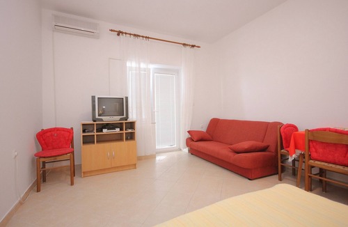 Zubovici Apartment | Studio flat with terrace and sea view Zubovići, Pag (AS-9365-a)