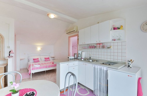 Rtina Apartment | Studio flat with terrace and sea view Rtina - Stošići, Zadar (AS-5881-a)