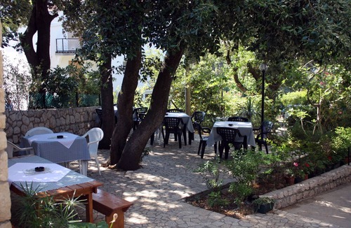 Suha Punta Apartment | Studio flat with terrace and sea view Suha Punta, Rab (AS-5050-a)
