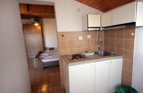 Suha Punta Apartment | Studio flat with terrace and sea view Suha Punta, Rab (AS-5050-b)