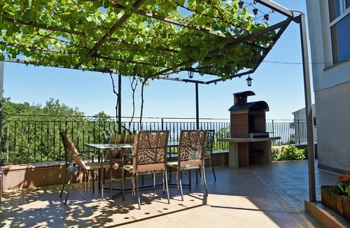 Poljane Apartment | Studio flat with terrace and sea view Ičići, Opatija (AS-7885-a)