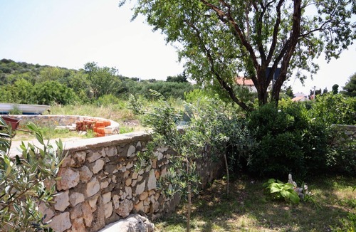 Susica Apartment | Studio flat with terrace Murter (AS-5117-a)