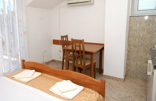 Slano Apartment | Studio flat with terrace and sea view Slano, Dubrovnik (AS-2159-a)