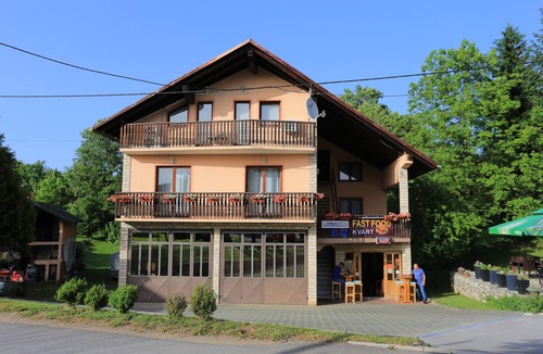 Slunj Apartment | Studio flat with terrace Donje Taborište, Plitvice (AS-17486-a)
