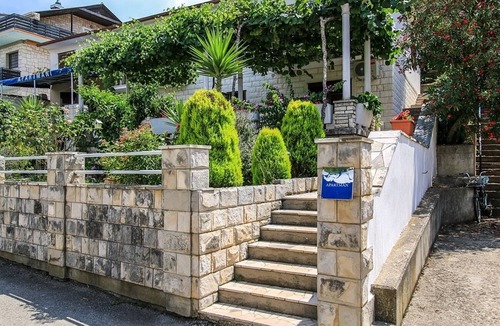 Trpanj Apartment | Studio flat with terrace Trpanj, Pelješac (AS-16004-b)