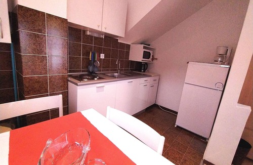 Supetarska Draga Apartment | Studio flat with terrace Supetarska Draga - Donja, Rab (AS-2022-a)
