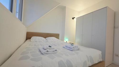 Grand-Fort-Philippe Apartment | Studio Foch 4
