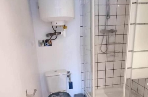 Avesnes-sur-Helpe Apartment | Studio for 2 people on the ground floor with terrace and parking space
