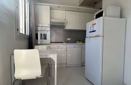 Port-Vendres Apartment | Studio for 2 with terrace and sea view, Port-Vendres