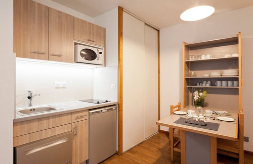 Brides-les-Bains Apartment | Studio for 4 with Balcony, WiFi & Parking