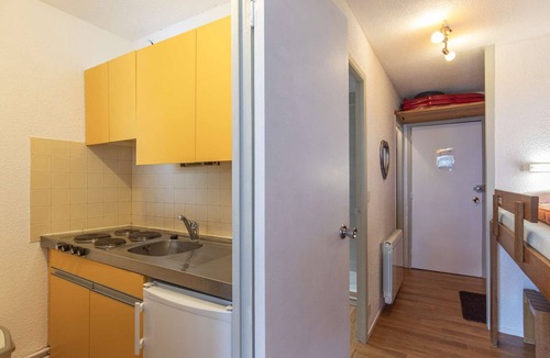La Mongie Apartment | Studio for 5 near slopes, balcony, ski locker, non-smoking