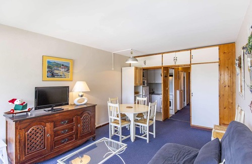 Eaux-Bonnes Apartment | Studio for 6 with balcony in Gourette, well equipped