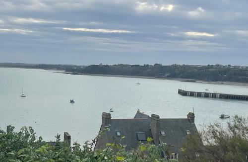 Cancale Apartment | Studio